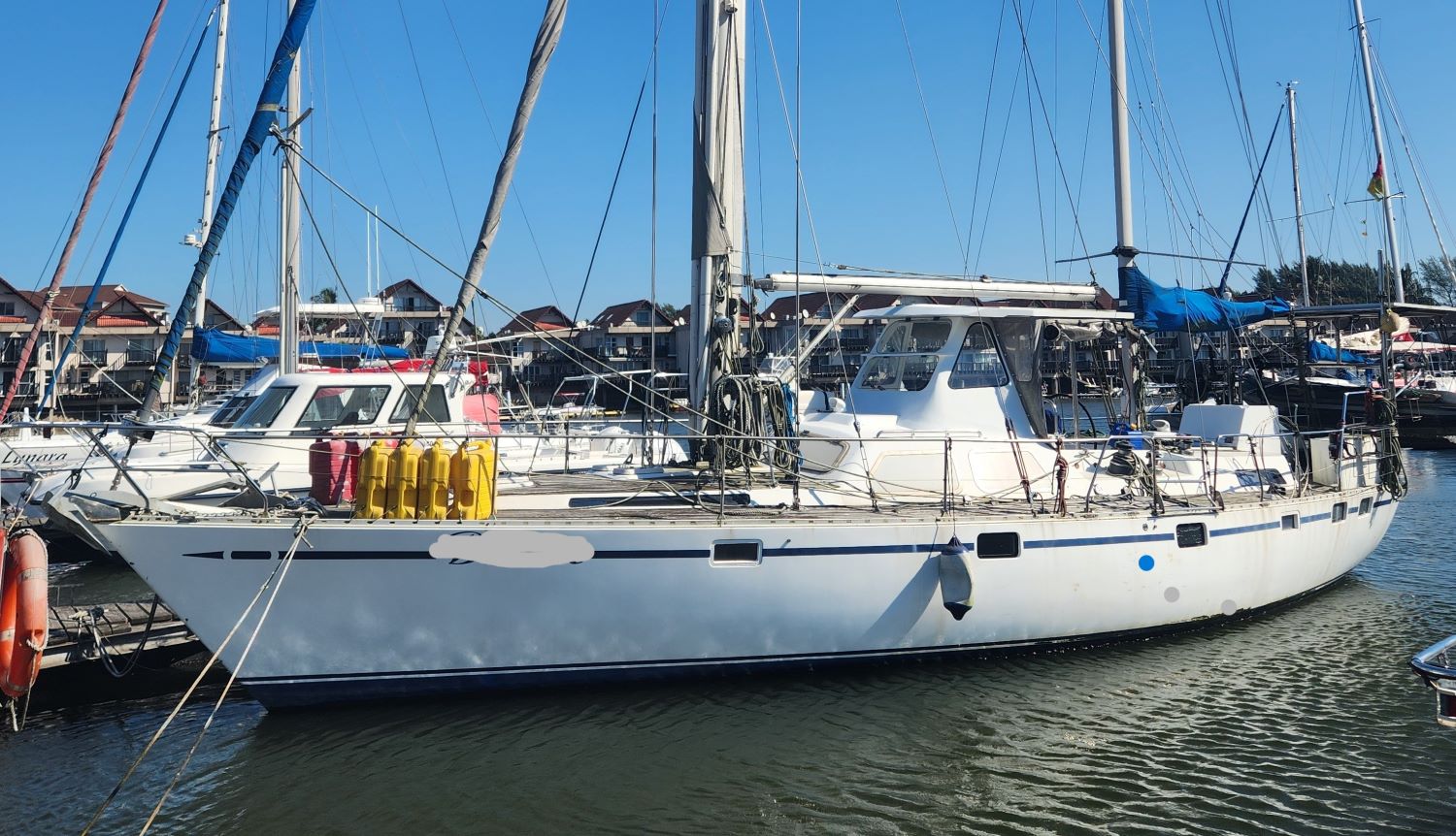 OYSTER 435 1983/2018 vente Voiliers La Réunion Mayotte Maurice Madagascar Seychelles océan indien