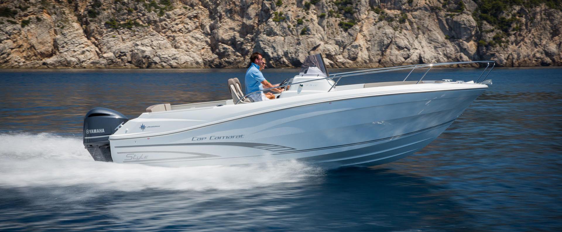 CAP CAMARAT 7,5 CC SÃ©rie 2 NEUF vente Bateaux à Moteur La Réunion Mayotte Maurice Madagascar Seychelles océan indien